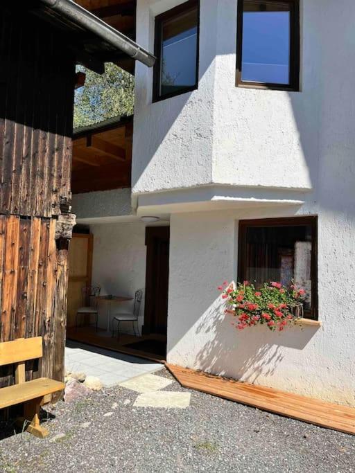 Haus Alberto - Haus Mit 2 Ferienwohnungen Эцталь-Банхоф Экстерьер фото