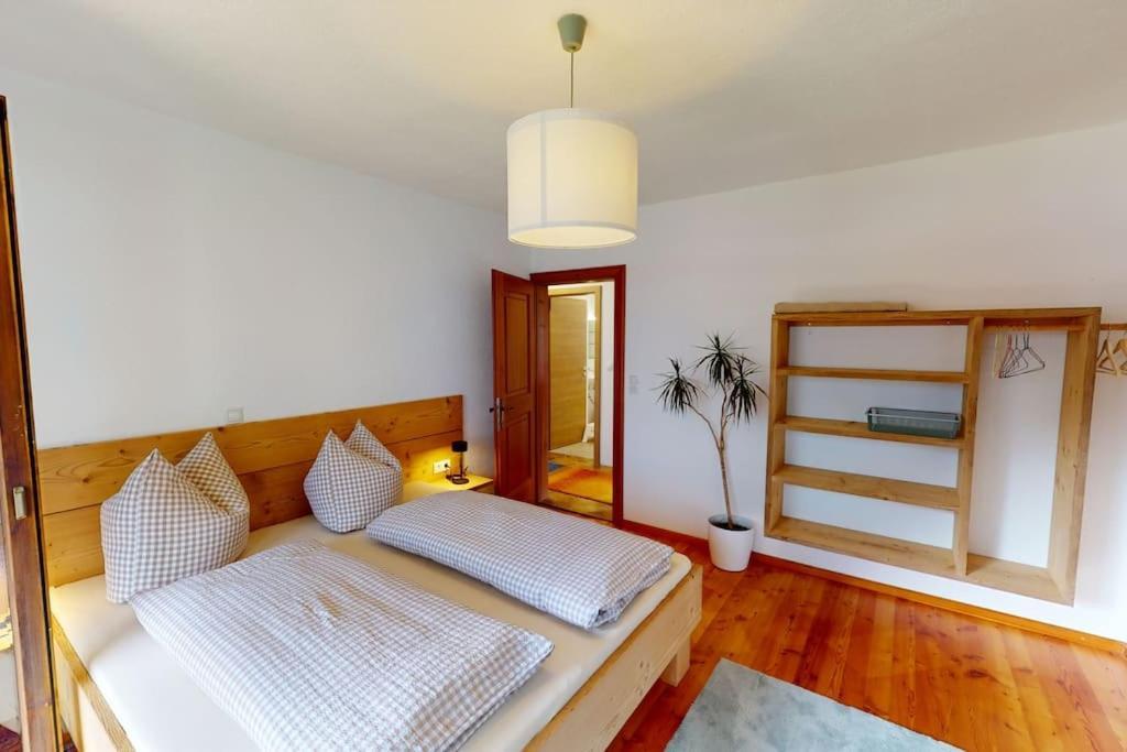 Haus Alberto - Haus Mit 2 Ferienwohnungen Эцталь-Банхоф Экстерьер фото