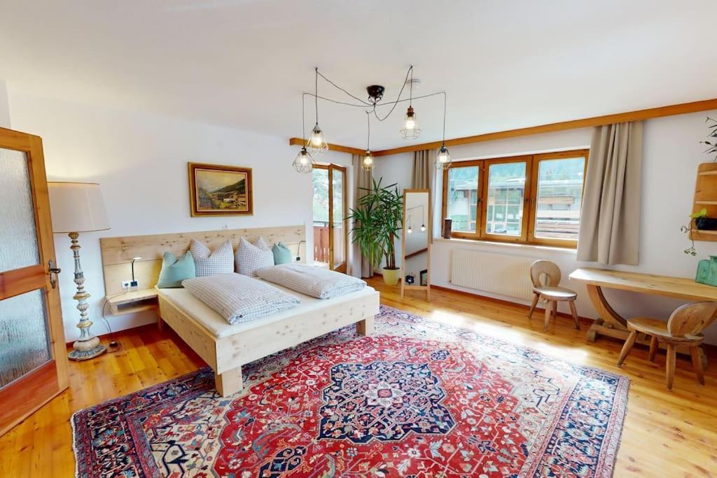 Haus Alberto - Haus Mit 2 Ferienwohnungen Эцталь-Банхоф Экстерьер фото