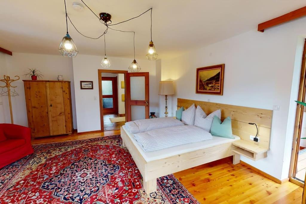 Haus Alberto - Haus Mit 2 Ferienwohnungen Эцталь-Банхоф Экстерьер фото