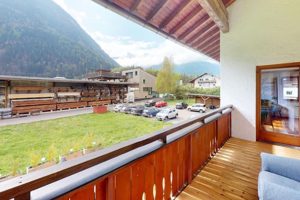 Haus Alberto - Haus Mit 2 Ferienwohnungen Эцталь-Банхоф Экстерьер фото