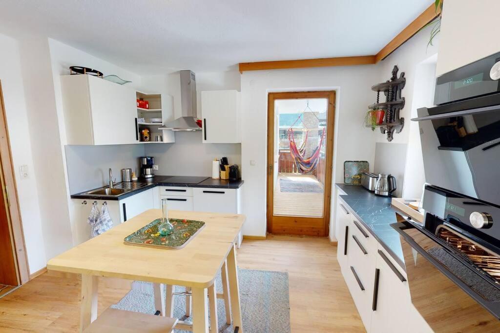 Haus Alberto - Haus Mit 2 Ferienwohnungen Эцталь-Банхоф Экстерьер фото